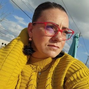 Meet your Posher, Daniela